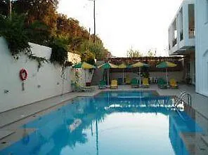 Aparthotel Matthias Adelianos Kampos